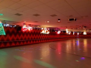 Red lighting christmas rolloways