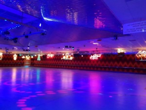 christmas rollerskating party perth