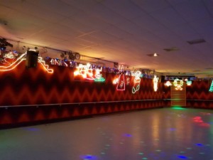 xmas rink lights rolloways